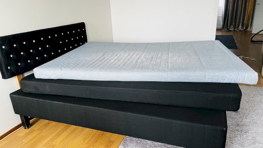Sänky Bed